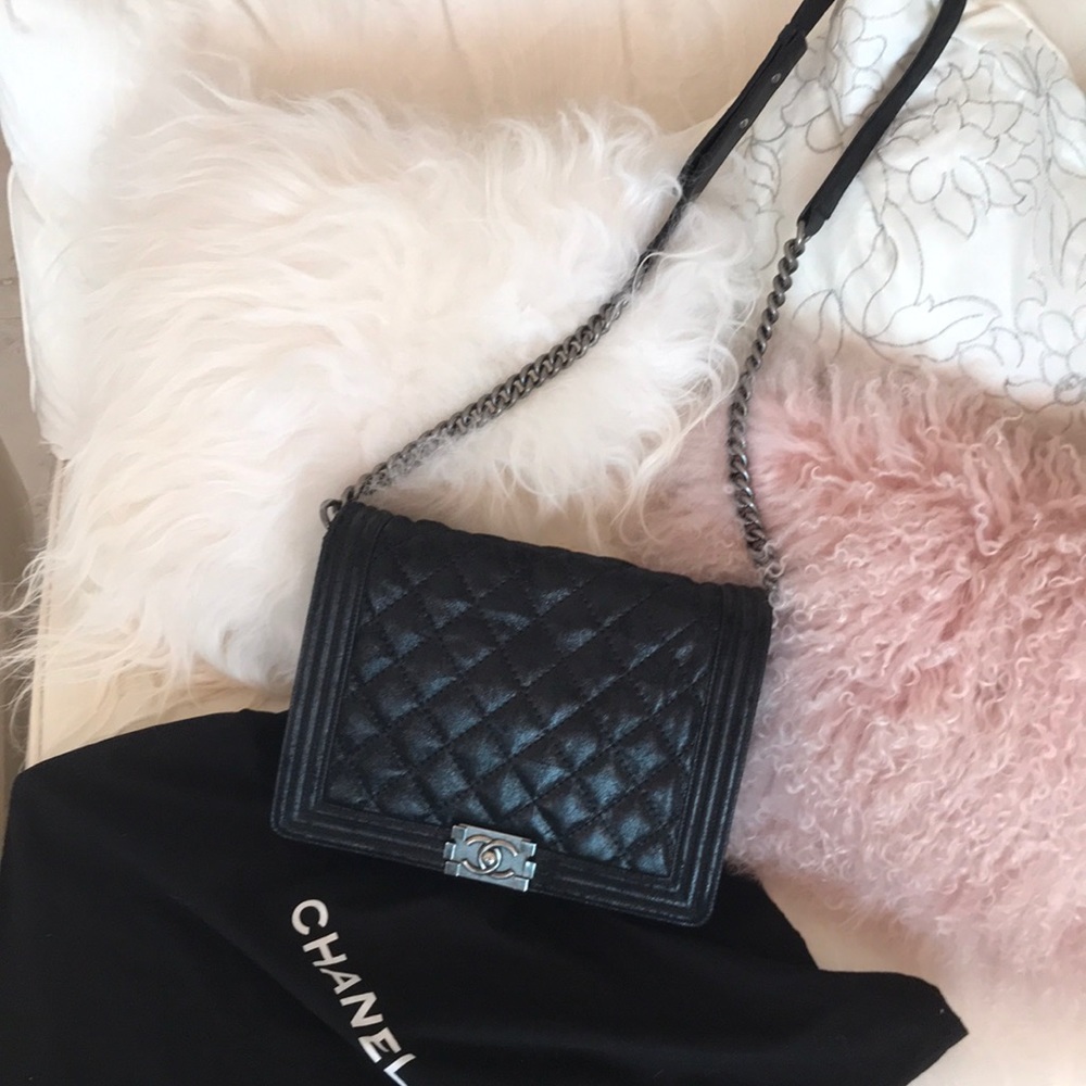 SOLD. SOLD. SOLD. SOLD🌹CHANEL BOY CROSSBODY🌹 - Picture 2 of 9